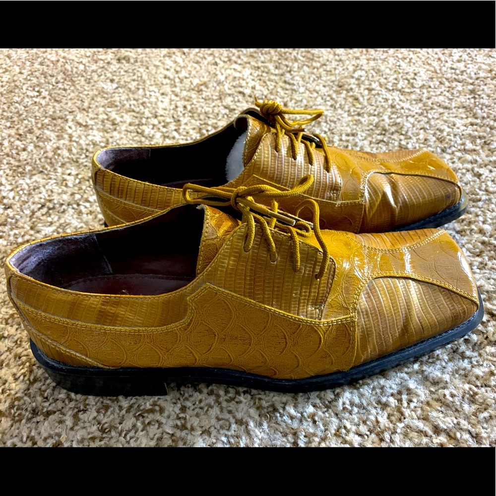 Gold dress shoes